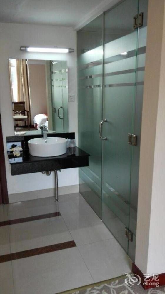Shanghai Yuhang Hotel Экстерьер фото